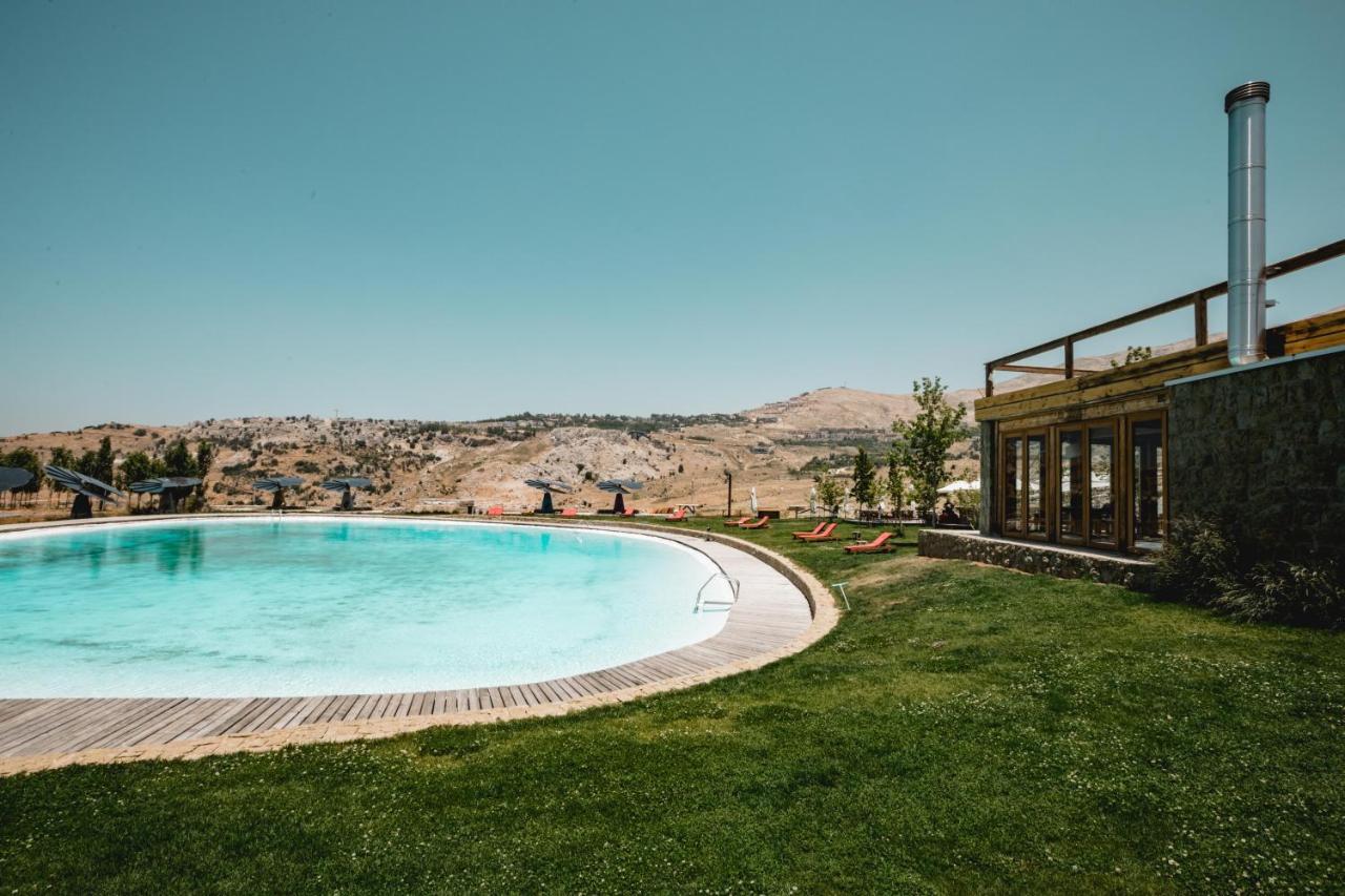 Отель Odom Retreat Mzaar Kfardebian Экстерьер фото